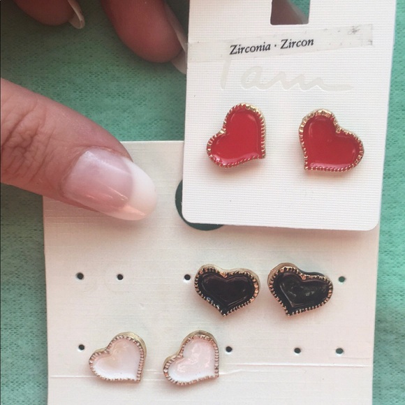 Jewelry - 🖤❤️ 🤍 3 pairs of enamel heart earrings ❤️🖤🤍